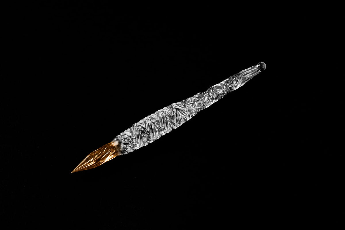 Hard Glass Pen - "Daimonji" - clear body, amber nib