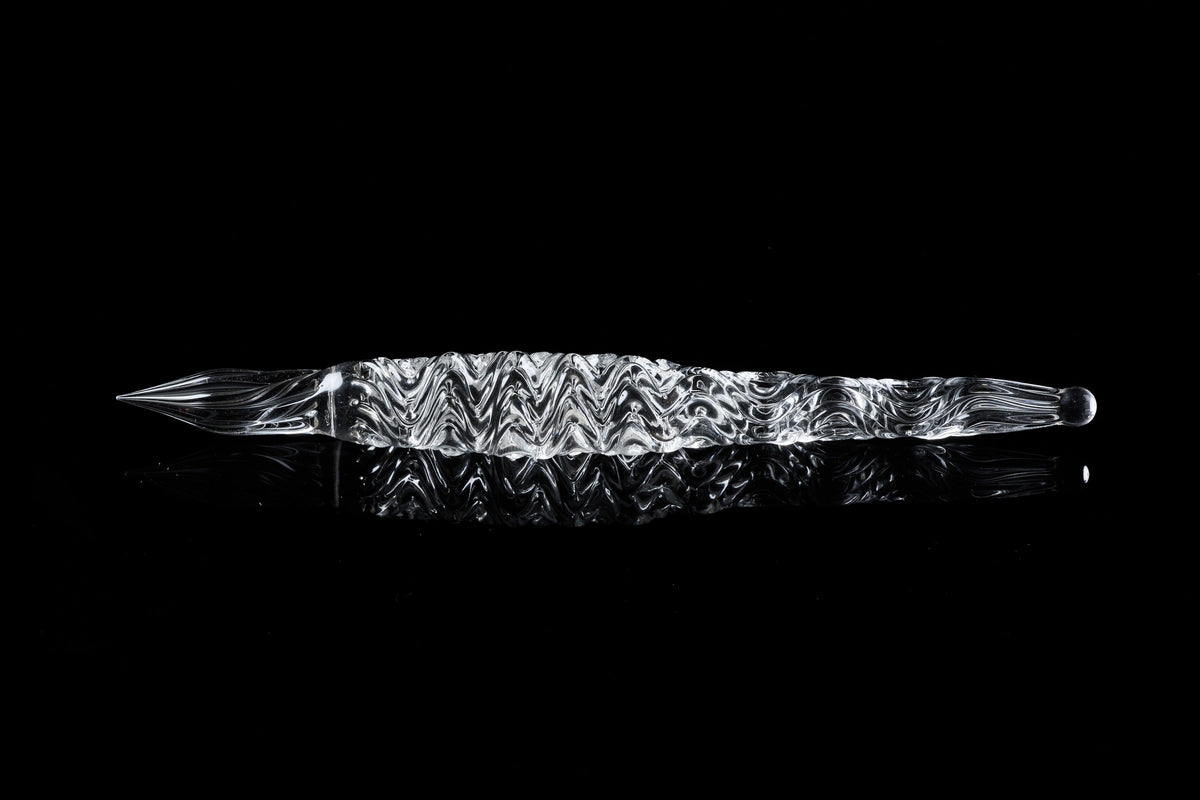 Hard Glass Pen - "Daimonji" - side view