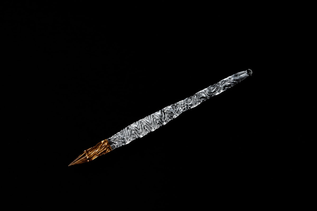 Hard Glass Pen - "Miyabi" - clear body, amber nib