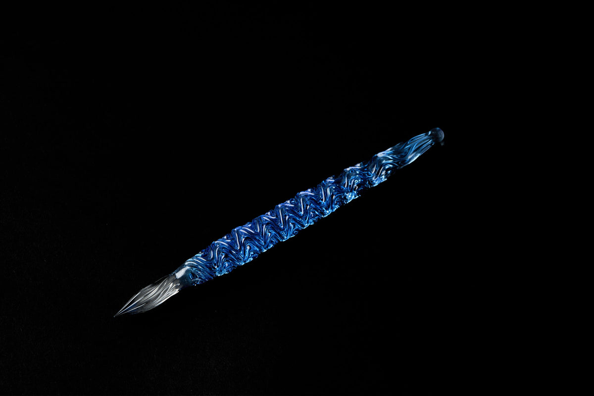 Hard Glass Pen - "Seiryu" - blue body, clear nib