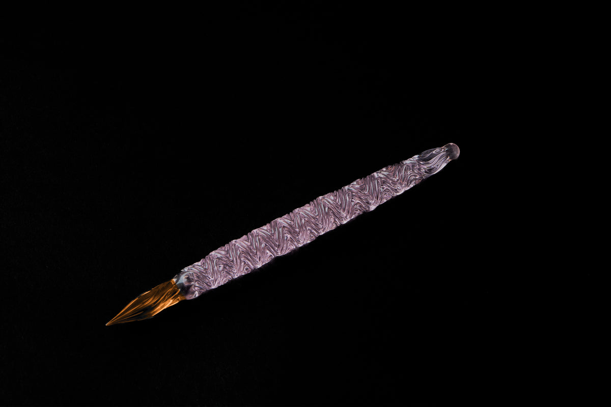 Hard Glass Pen - "Seiryu" - pink body, amber nib