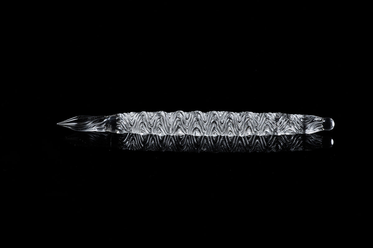 Hard Glass Pen - "Seiryu" - side view