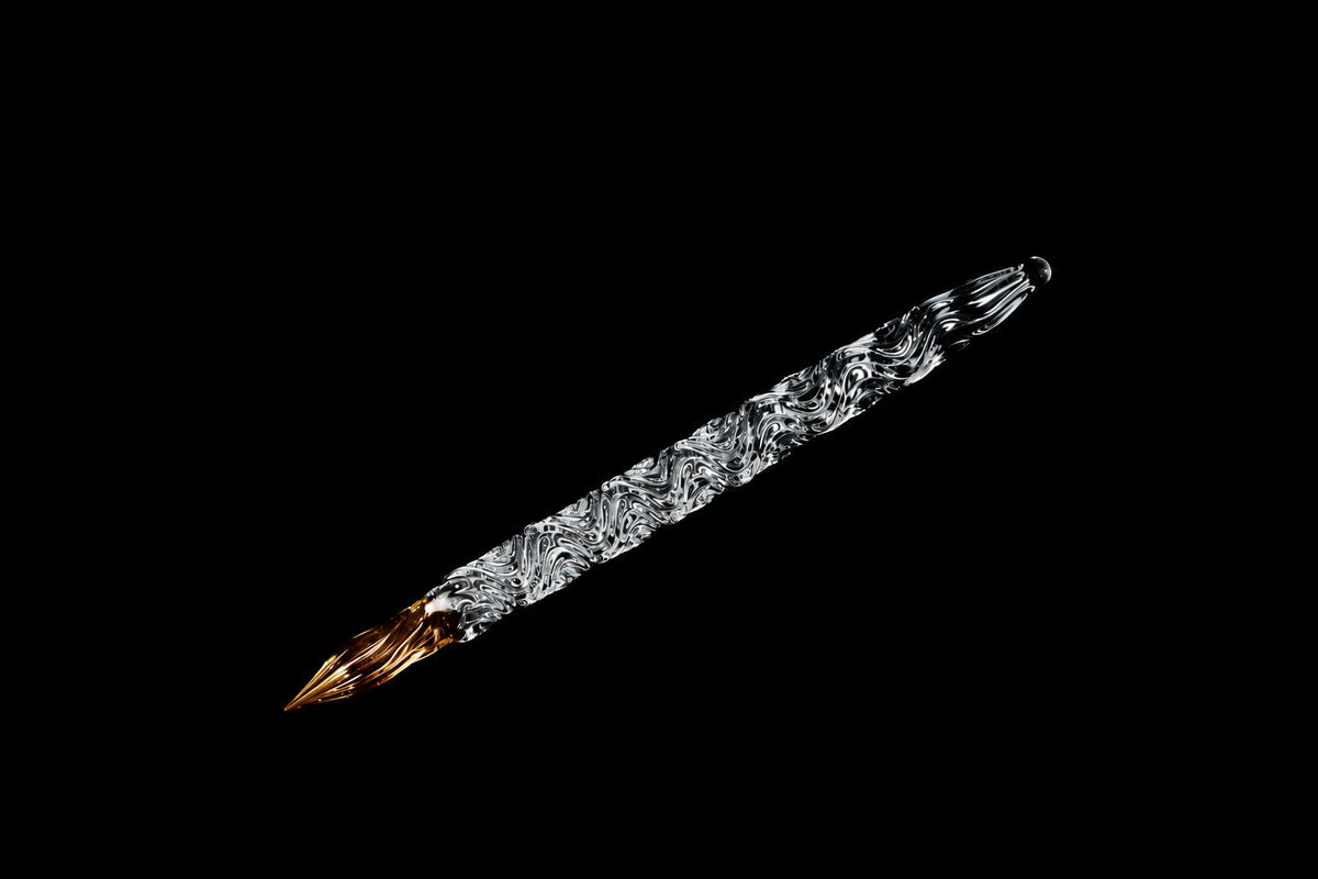Hard Glass Pen - "Shirakawa" - clear body, amber nib