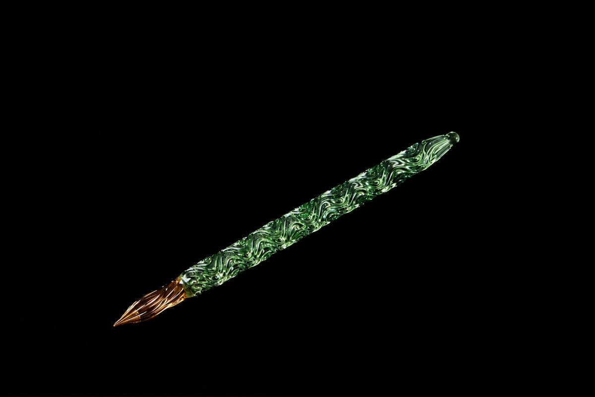 Hard Glass Pen - "Shirakawa" - green body, amber nib