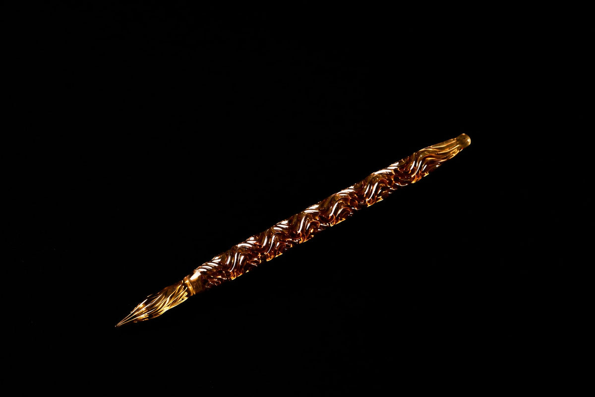 Hard Glass Pen - "Shirakawa" - amber body, amber nib