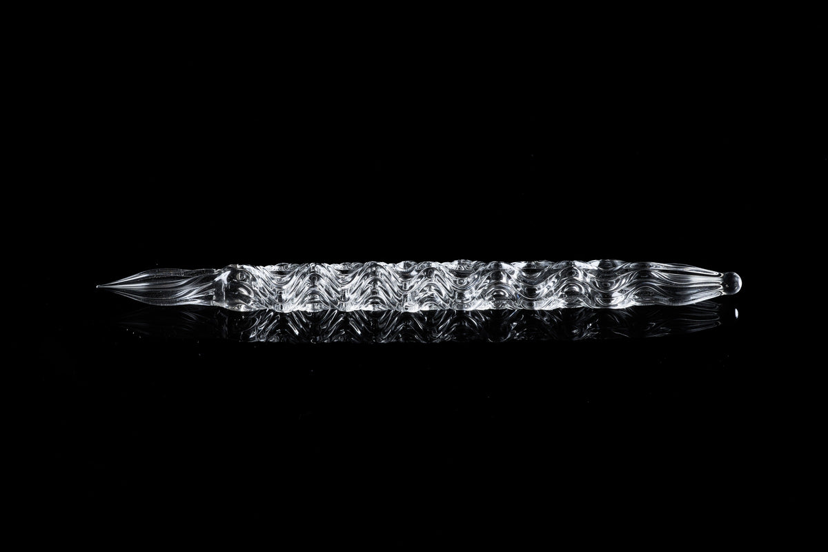 Hard Glass Pen - "Shirakawa" - side view